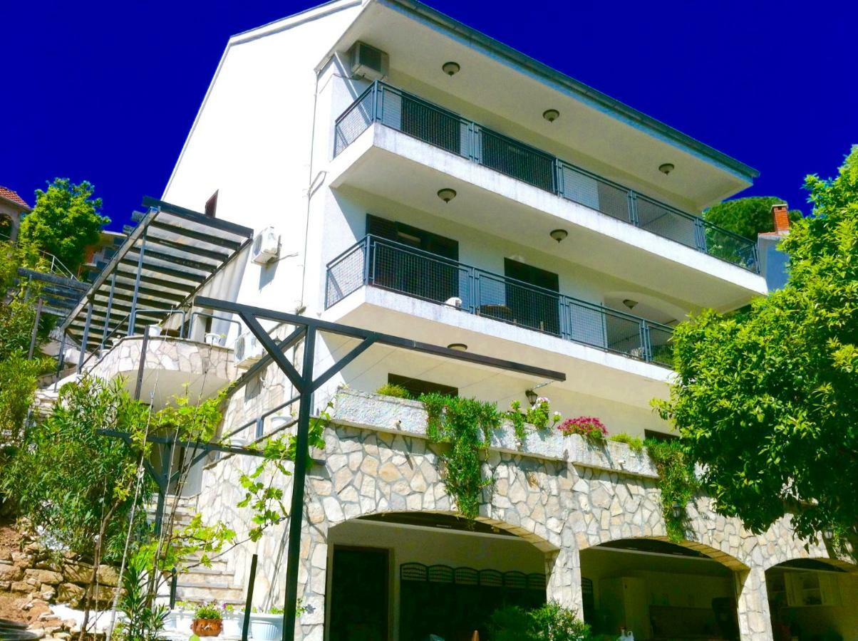 Villa Monte Boutique Apartments In تْشيرسيك نوفي المظهر الخارجي الصورة